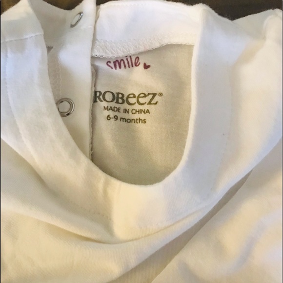 Bundle of 2 very cute party/holiday dresses. - Picture 10 of 10